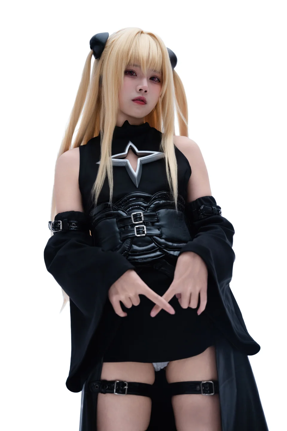 清水凪 - No.011 出包王女·金色暗影 [38P-300MB] tg@simisebaisi 【丝足阁】020.webp